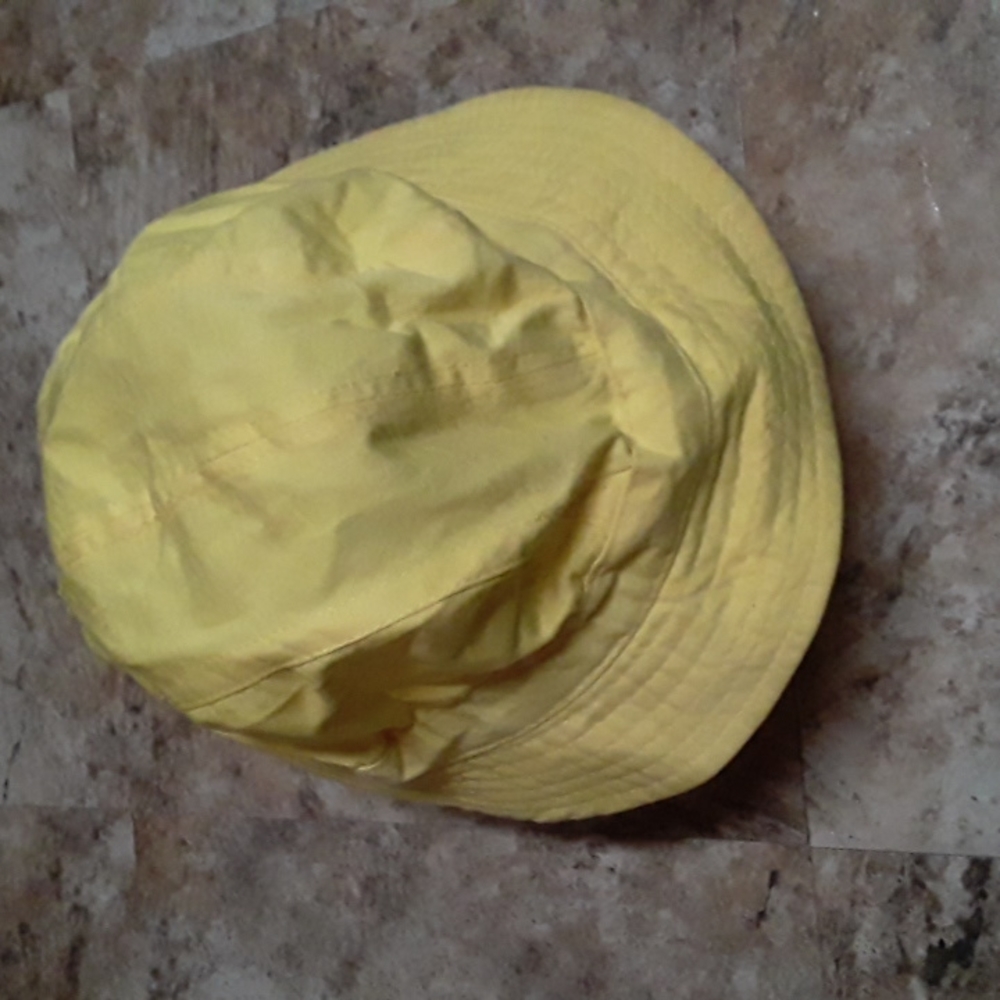 Yellow Hat - Picture 5 of 5